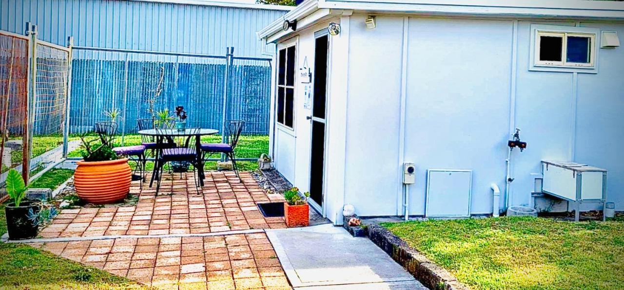 Churchill'S B&B Twin Spa Getaway Studio Swansea Bagian luar foto