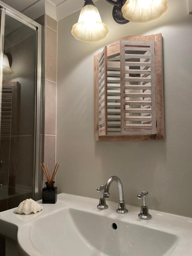 Churchill'S B&B Twin Spa Getaway Studio Swansea Bagian luar foto