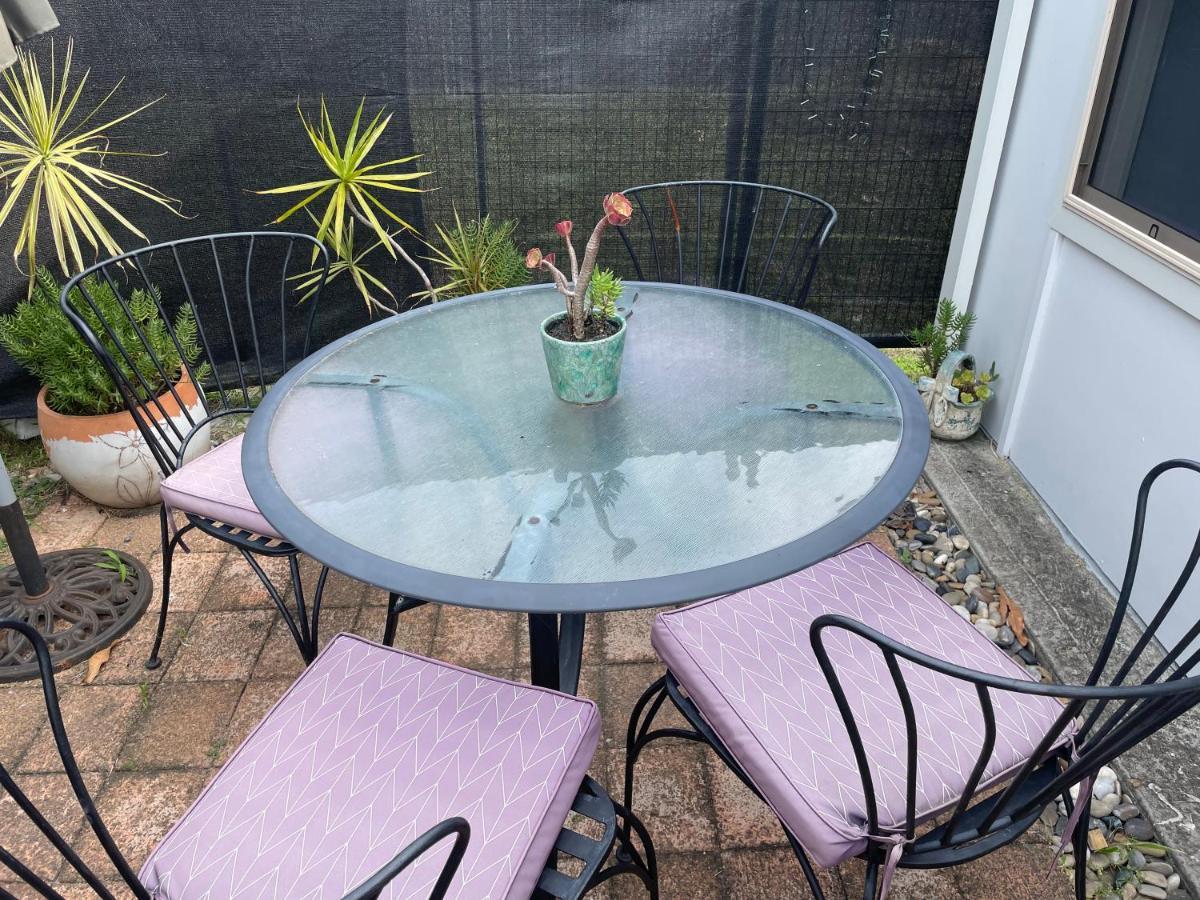 Churchill'S B&B Twin Spa Getaway Studio Swansea Bagian luar foto