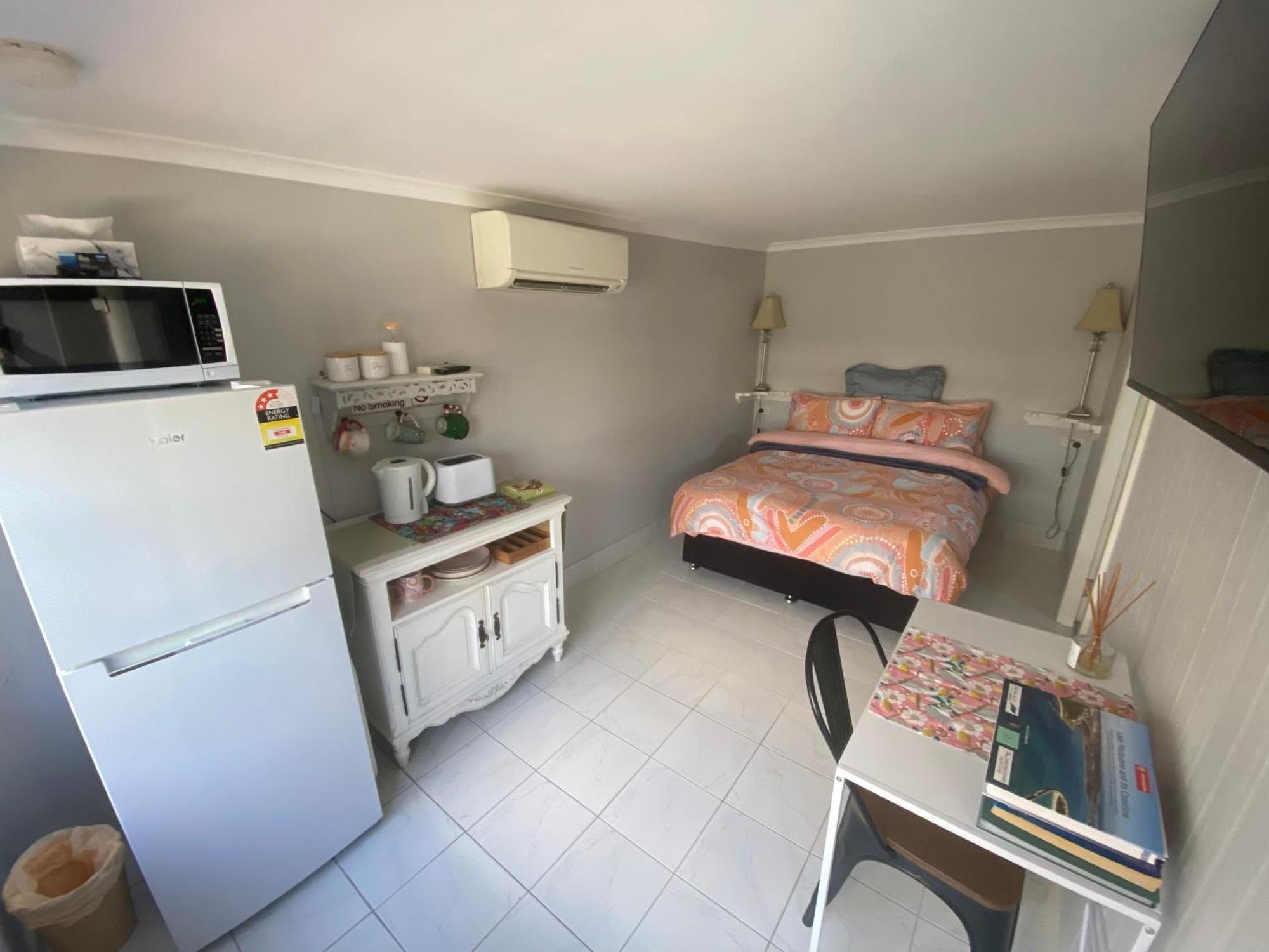 Churchill'S B&B Twin Spa Getaway Studio Swansea Bagian luar foto