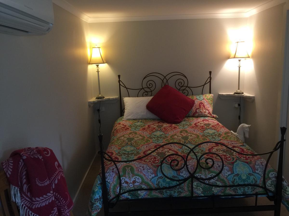 Churchill'S B&B Twin Spa Getaway Studio Swansea Bagian luar foto
