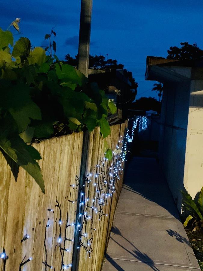 Churchill'S B&B Twin Spa Getaway Studio Swansea Bagian luar foto